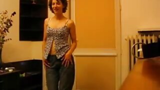युवा महिला anally सेक्सी पिक्चर फुल मूवी एचडी गड़बड़ में उसकी गोद